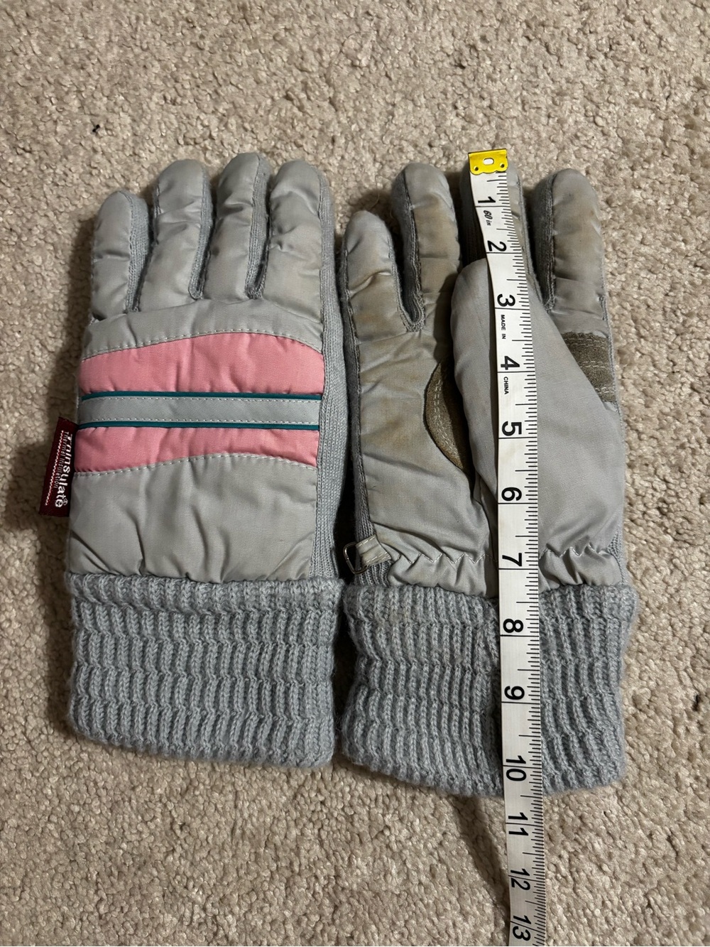 Thinsulate Gray and Pink Insulated Women's Winter Gloves - Picture 7 of 7